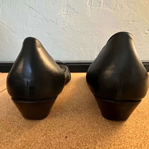 AGL Attilio Giusti Leombruni  Black Leather Flats - Picture 4 of 4